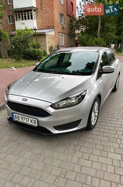 Седан Ford Focus 2016 в 