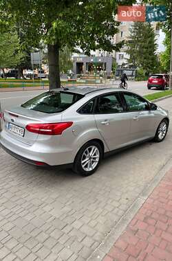 Седан Ford Focus 2016 в 