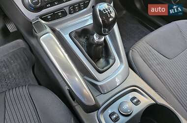 Седан Ford Focus 2011 в 
