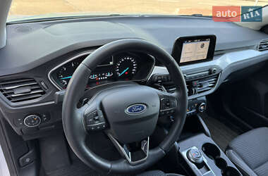 Хэтчбек Ford Focus 2018 в 