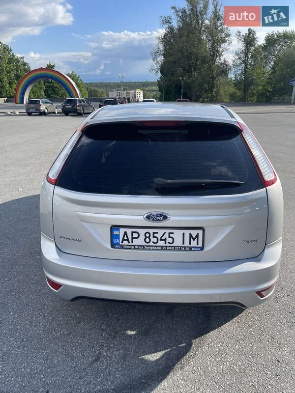 Хэтчбек Ford Focus 2010 в Запорожье