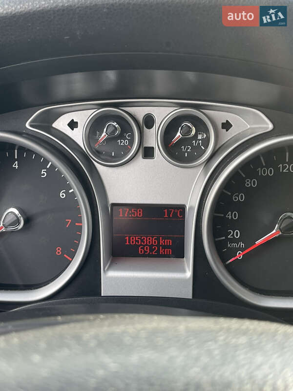 Хэтчбек Ford Focus 2010 в Запорожье