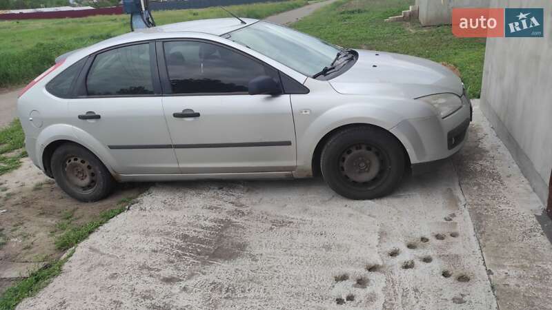 Хэтчбек Ford Focus 2006 в Киеве