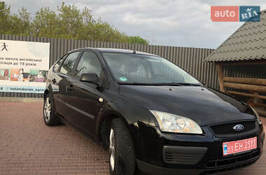 Хэтчбек Ford Focus 2006 в 