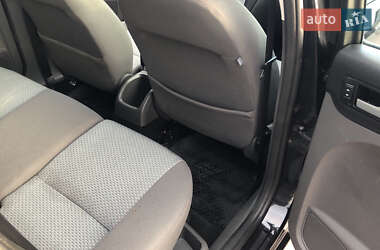 Хэтчбек Ford Focus 2006 в 