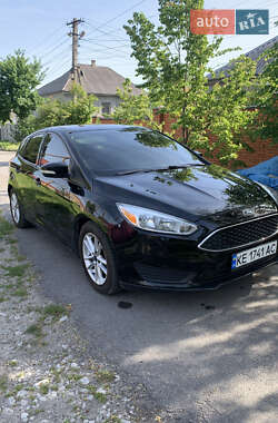Хэтчбек Ford Focus 2016 в 