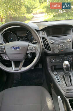 Хэтчбек Ford Focus 2016 в 