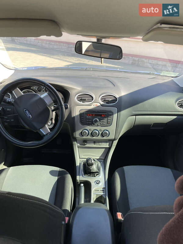 Хэтчбек Ford Focus 2010 в Николаеве