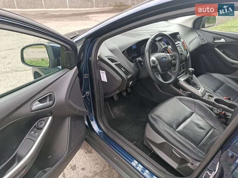 Седан Ford Focus 2011 в Первомайске