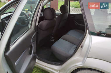 Універсал Ford Focus 2002 в 