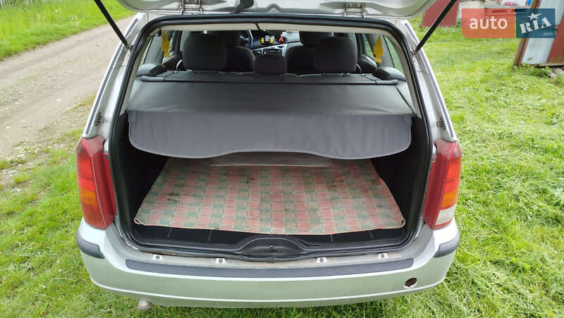 Универсал Ford Focus 2002 в Бродах