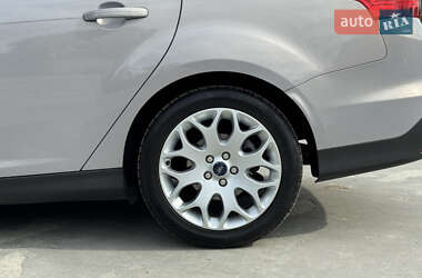 Универсал Ford Focus 2012 в 