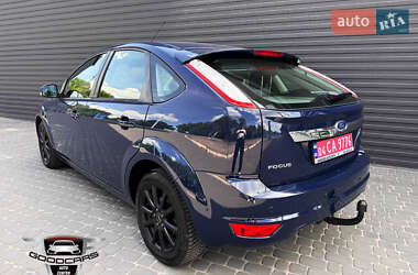 Хэтчбек Ford Focus 2009 в 