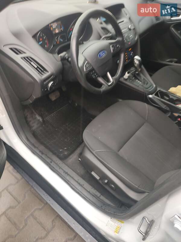 Седан Ford Focus 2016 в Киеве