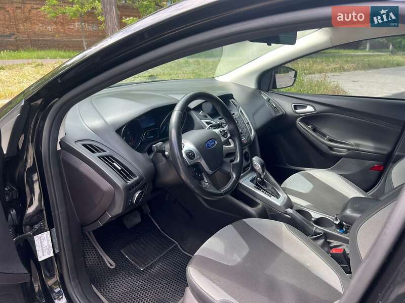 Хэтчбек Ford Focus 2014 в Одессе