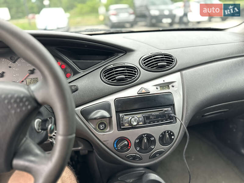 Універсал Ford Focus 1999 в Києві
