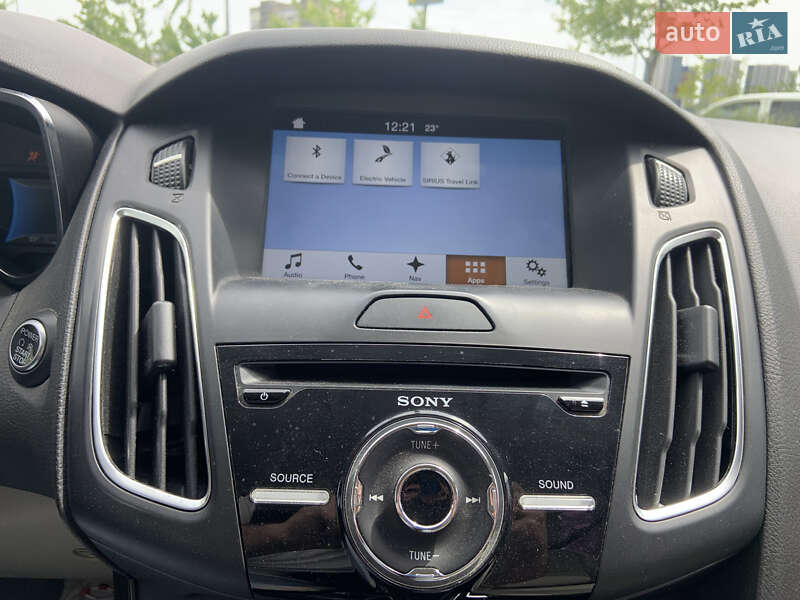 Седан Ford Focus 2016 в Киеве