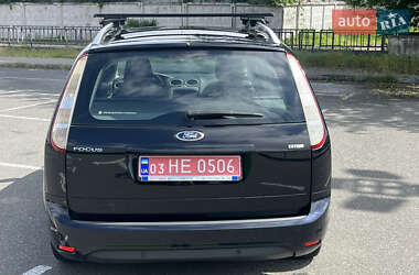 Универсал Ford Focus 2010 в 