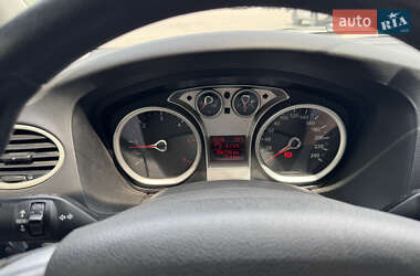 Універсал Ford Focus 2010 в 