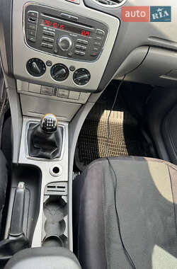 Універсал Ford Focus 2010 в 