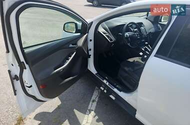 Универсал Ford Focus 2014 в 