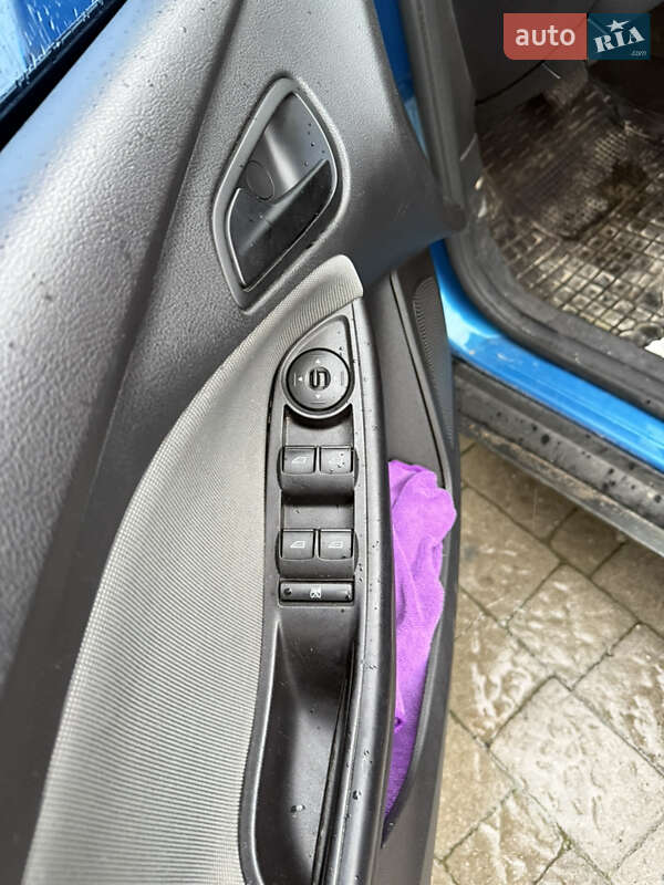 Седан Ford Focus 2012 в Львове