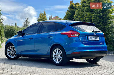 Хэтчбек Ford Focus 2015 в 