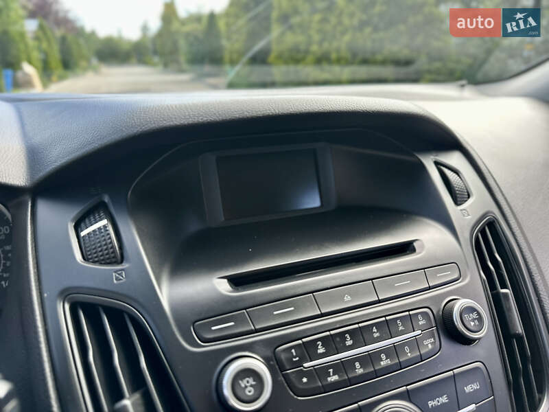 Хэтчбек Ford Focus 2015 в Одессе