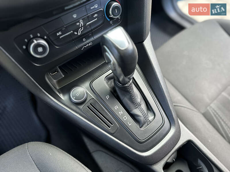 Хэтчбек Ford Focus 2015 в Одессе