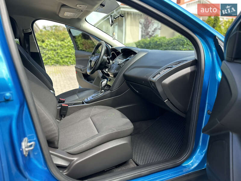 Хэтчбек Ford Focus 2015 в Одессе