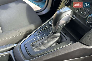 Хэтчбек Ford Focus 2015 в 