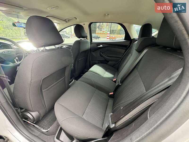 Хэтчбек Ford Focus 2014 в Одессе