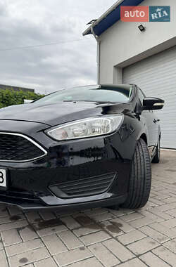 Хэтчбек Ford Focus 2017 в 
