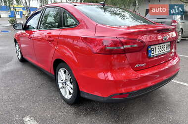 Седан Ford Focus 2015 в 