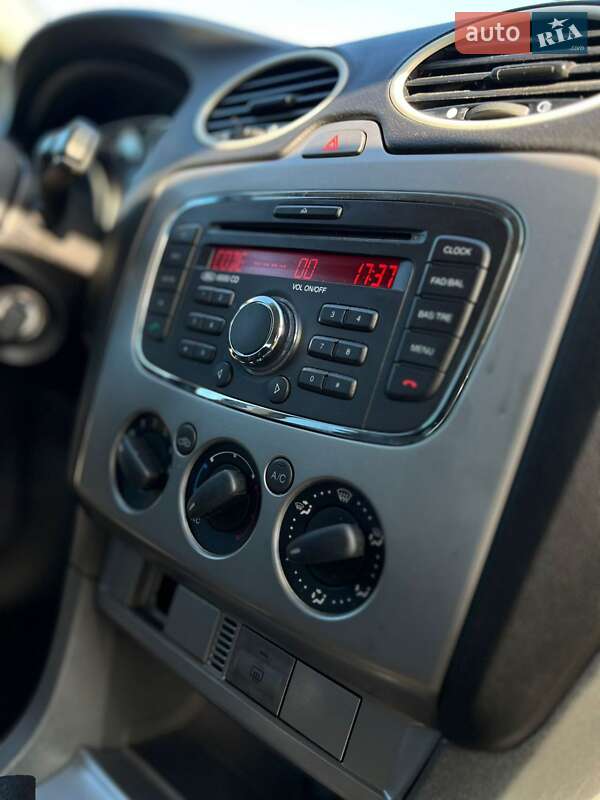 Ford Focus 2010