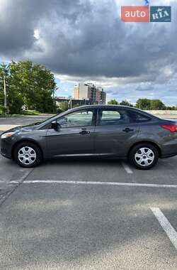 Седан Ford Focus 2015 в 