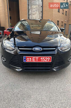 Универсал Ford Focus 2013 в 