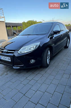 Хэтчбек Ford Focus 2014 в Перегинском