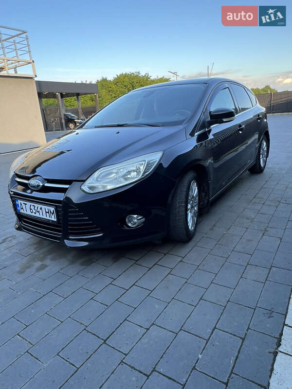 Хэтчбек Ford Focus 2014 в Перегинском