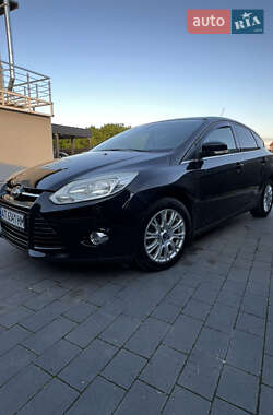 Хэтчбек Ford Focus 2014 в Перегинском