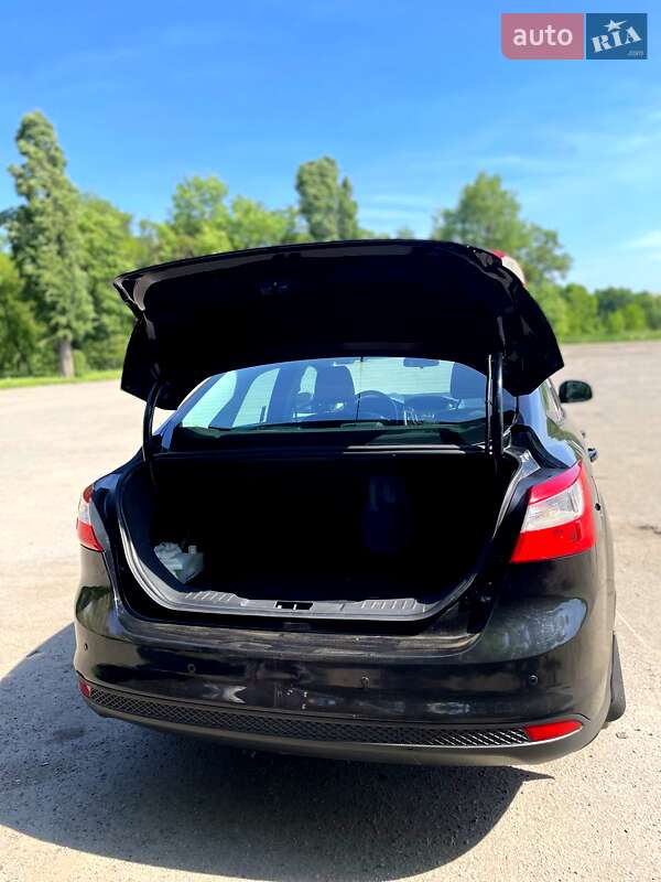 Седан Ford Focus 2012 в Павлограде