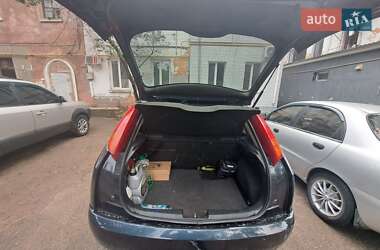 Хэтчбек Ford Focus 2001 в 