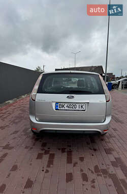 Универсал Ford Focus 2010 в 