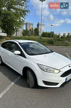 Хэтчбек Ford Focus 2017 в 