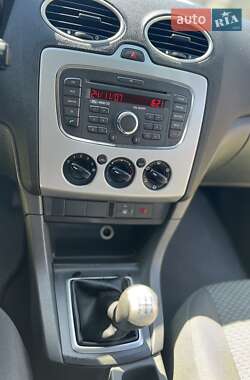 Хетчбек Ford Focus 2007 в 