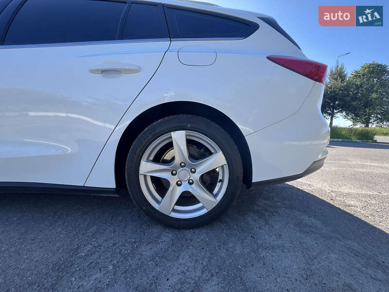 Универсал Ford Focus 2019 в Луцке фото 6 Универсал Ford Focus 2019 в Луцке