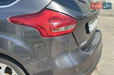 Хэтчбек Ford Focus 2017 в 
