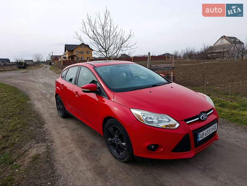 Хэтчбек Ford Focus 2013 в 