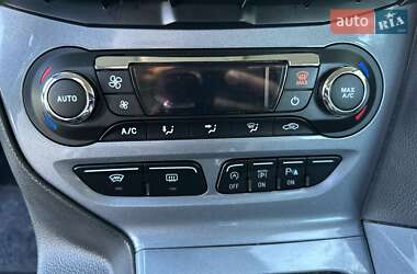 Универсал Ford Focus 2012 в 