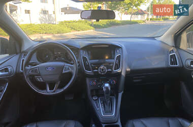 Хетчбек Ford Focus 2016 в 